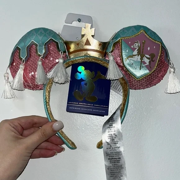 Disney | Accessories | Disneys 5th Anniversary Limited  display picture 2